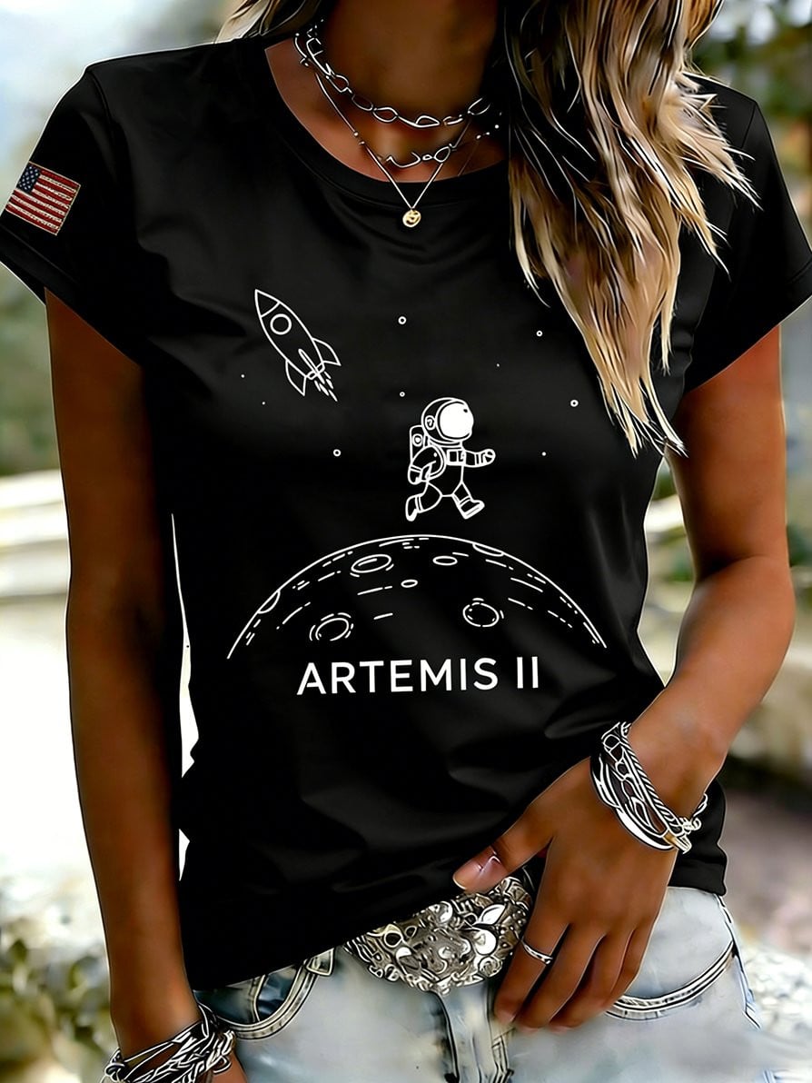 Space Enthusiast T-Shirt NASA Artemis Logo Tee Good Gift For Her Retro 2026 Artemis II