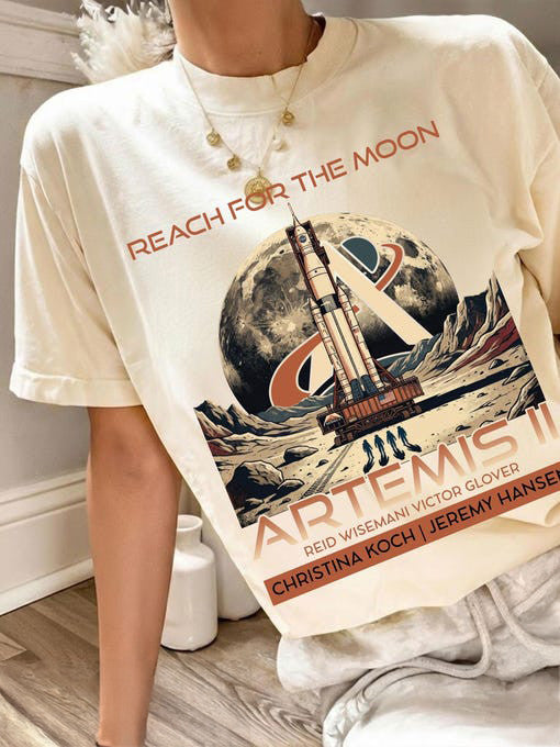 Artemis 2 2026 Rocket Launch T-Shirt Reach For The Moon NASA Moon Mission 2026 Shirt Retro 2026 Artemis II