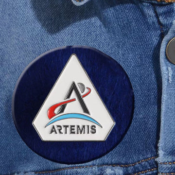 NASA Mission Button Pin Space Exploration Symbol Lapel Pin Gift For Astronomy Fans Retro 2026 Artemis II