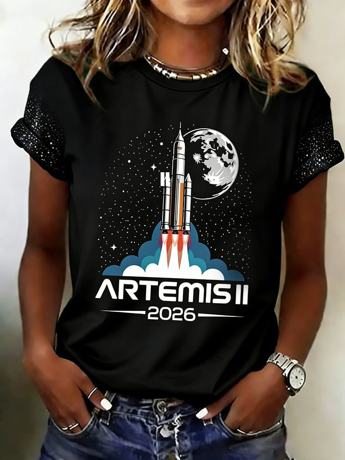 2026 Moon Landing T-Shirt Modern NASA Graphic Tee Best Gift For Sisters Retro 2026 Artemis II
