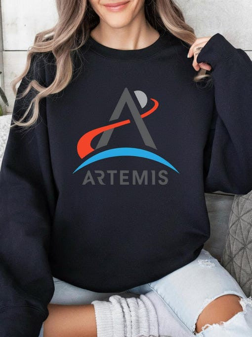 2026 Sweatshirt Space Exploration Mission Merchandise Gift For Aspiring Astronauts Retro 2026 Artemis II