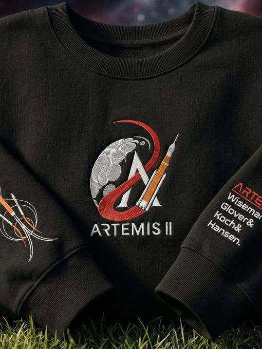 2026 Sweatshirt Rocket Moon Apparel Future Astronaut Gift Retro 2026 Artemis II