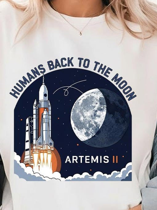 NASA T-Shirt First Human Moon Flight 2026 Tee Future Astronaut Gift Retro 2026 Artemis II