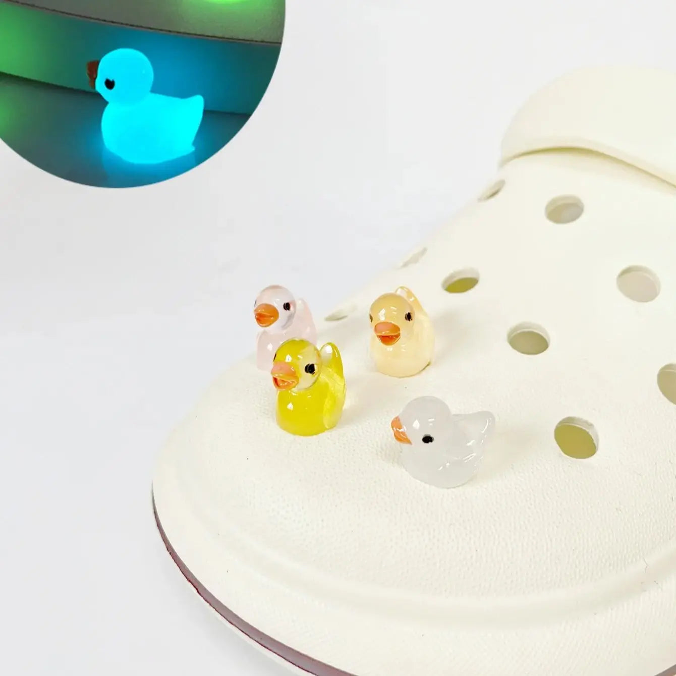 4pcs Duck Design Shoe Decorations, Fashionable Glow In The Dark Accessories For Clogs