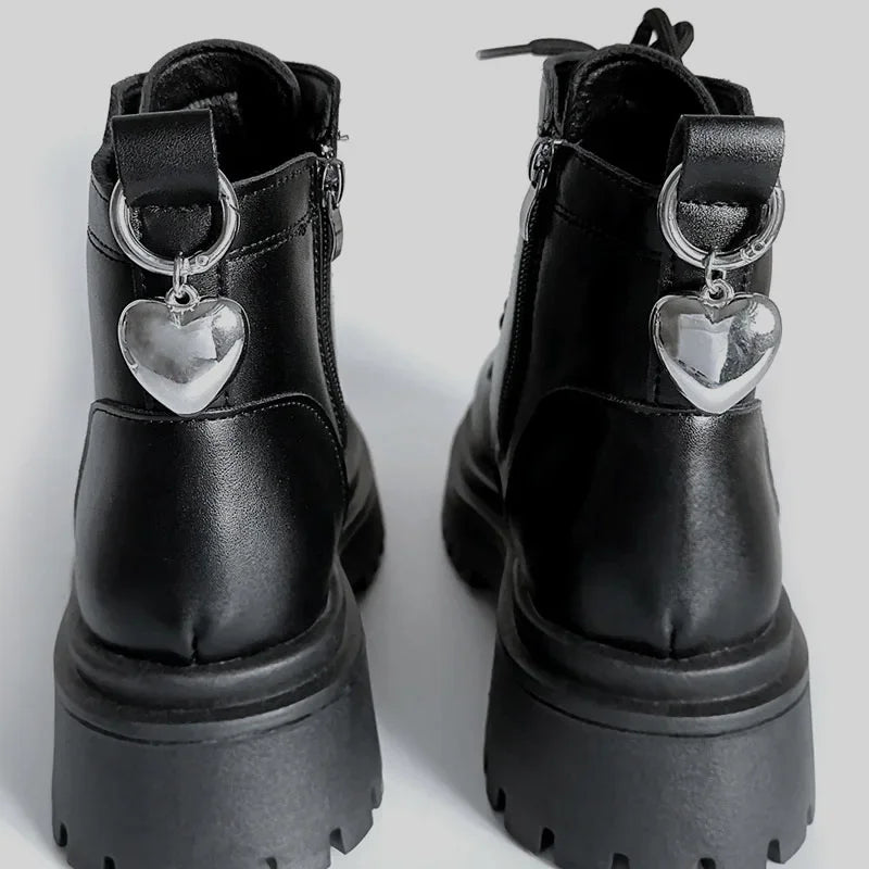 2pcs Metal Hollow Stars Hearts Pendant Boots Shoes Buckles Boots Decoration Party Pendant Fashion Shoe Accessories Shoe Charms