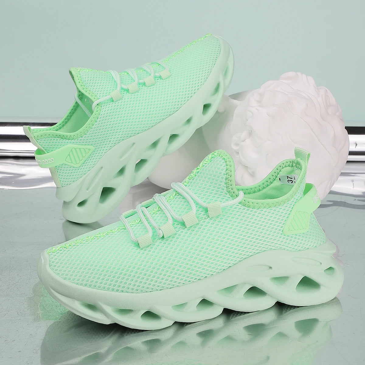Mesh Women And Men Sneakers Casual Shoes For Men Breathable Summer Shoes For Unisex Lightweight  Footwear For Running Shoes