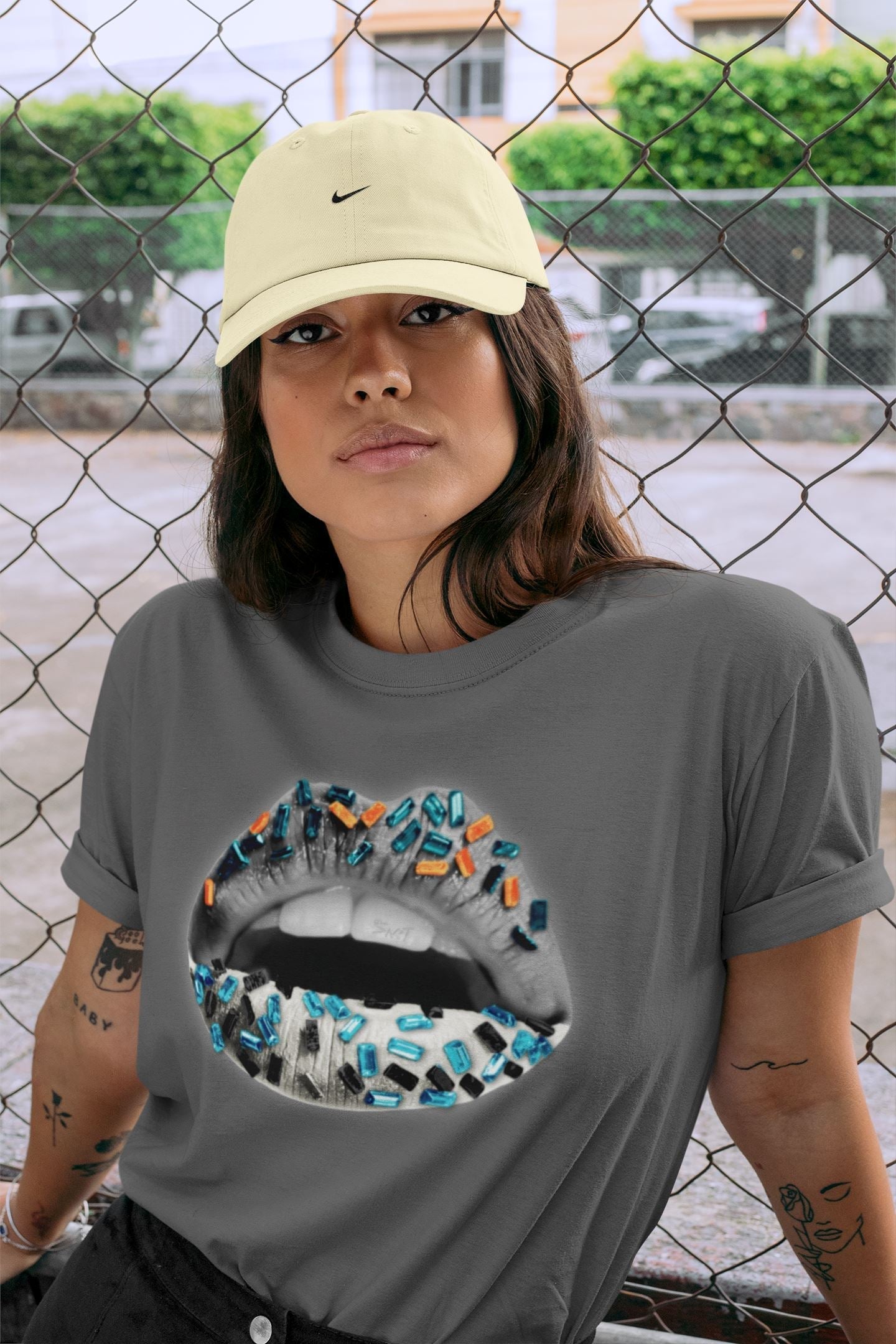 Lips Jewel Unisex Tops - Yeezy 700 Wave Runner